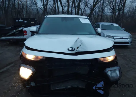 2021 Kia Soul S z USA, uszkodzony, nr VIN KNDJ23AU9M7752147